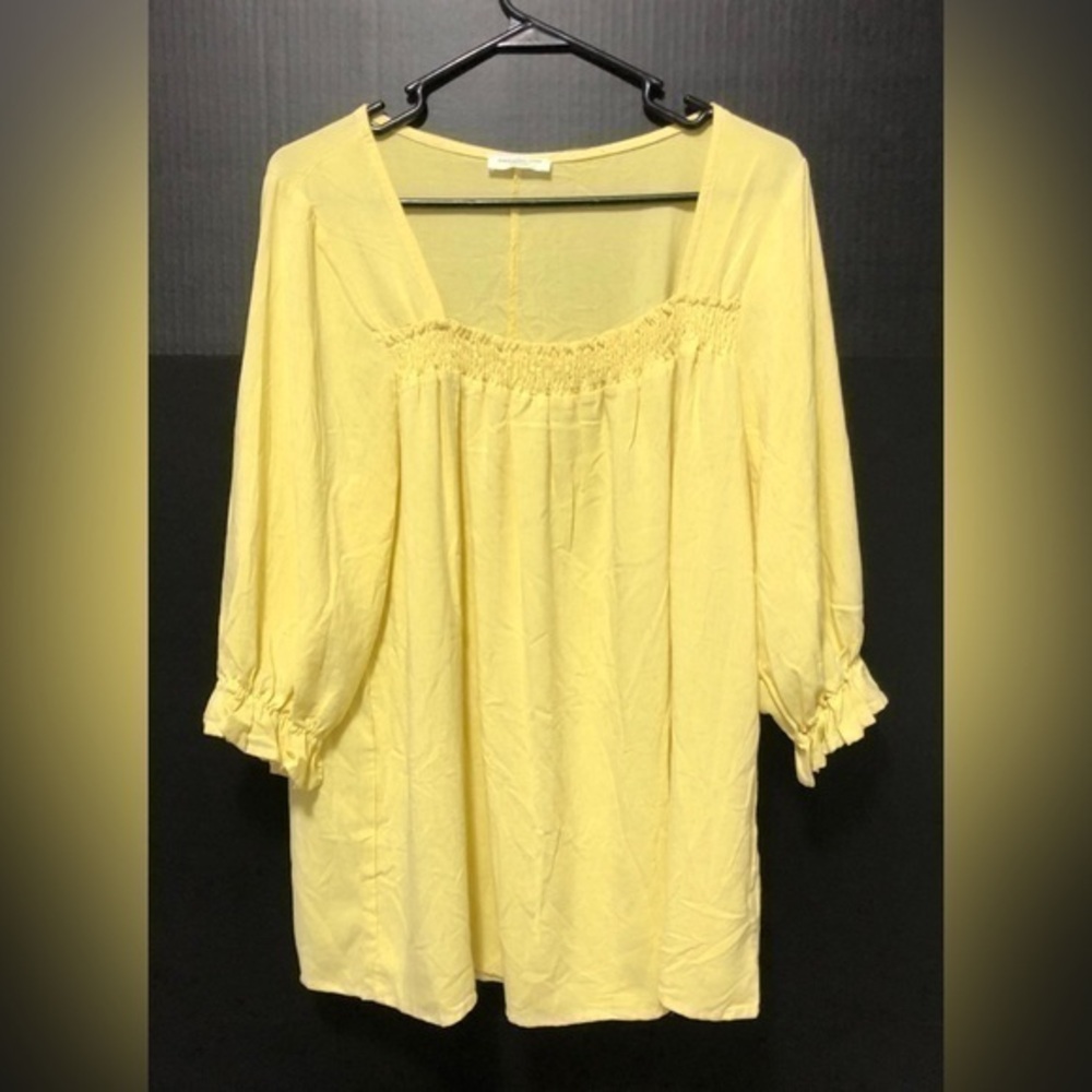 🕸️Chic Soul pastel lemon flowy blouse